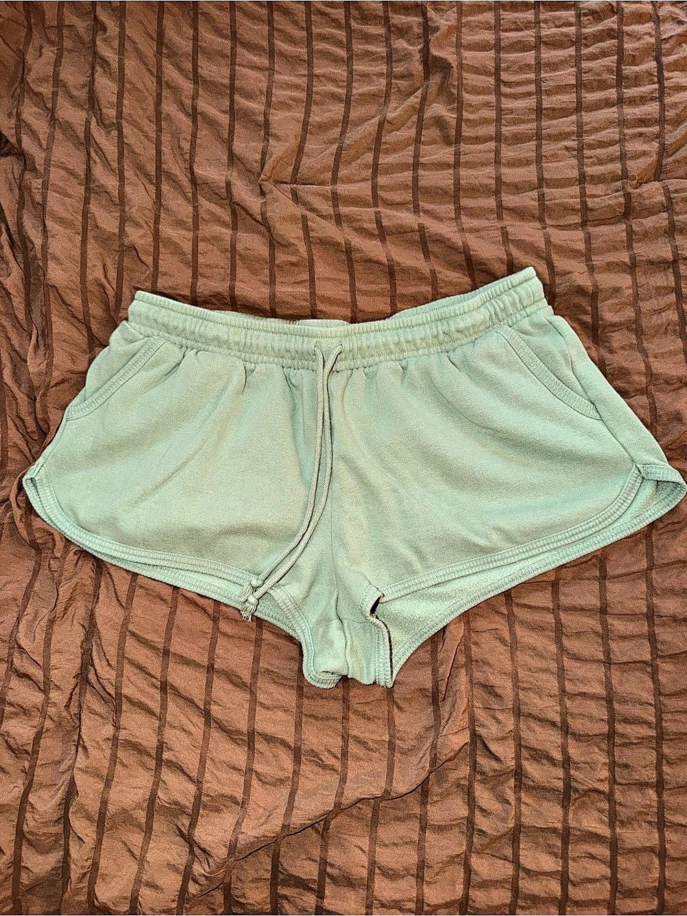 Aéropostale Cloud Soft Low-Rise Dolphin Shorts Green XL